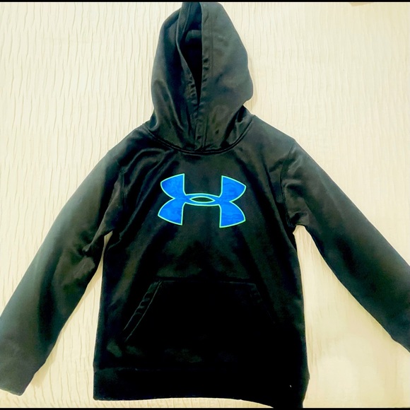 Boy’s Under Armour Black Hooded Sweatshirt, Size 7 - Picture 3 of 3